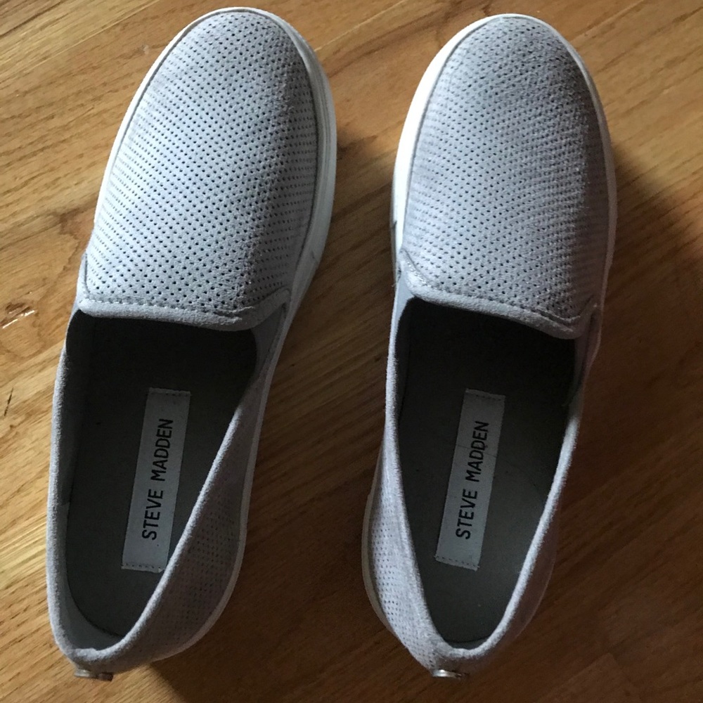 Steve Madden gray slip ons